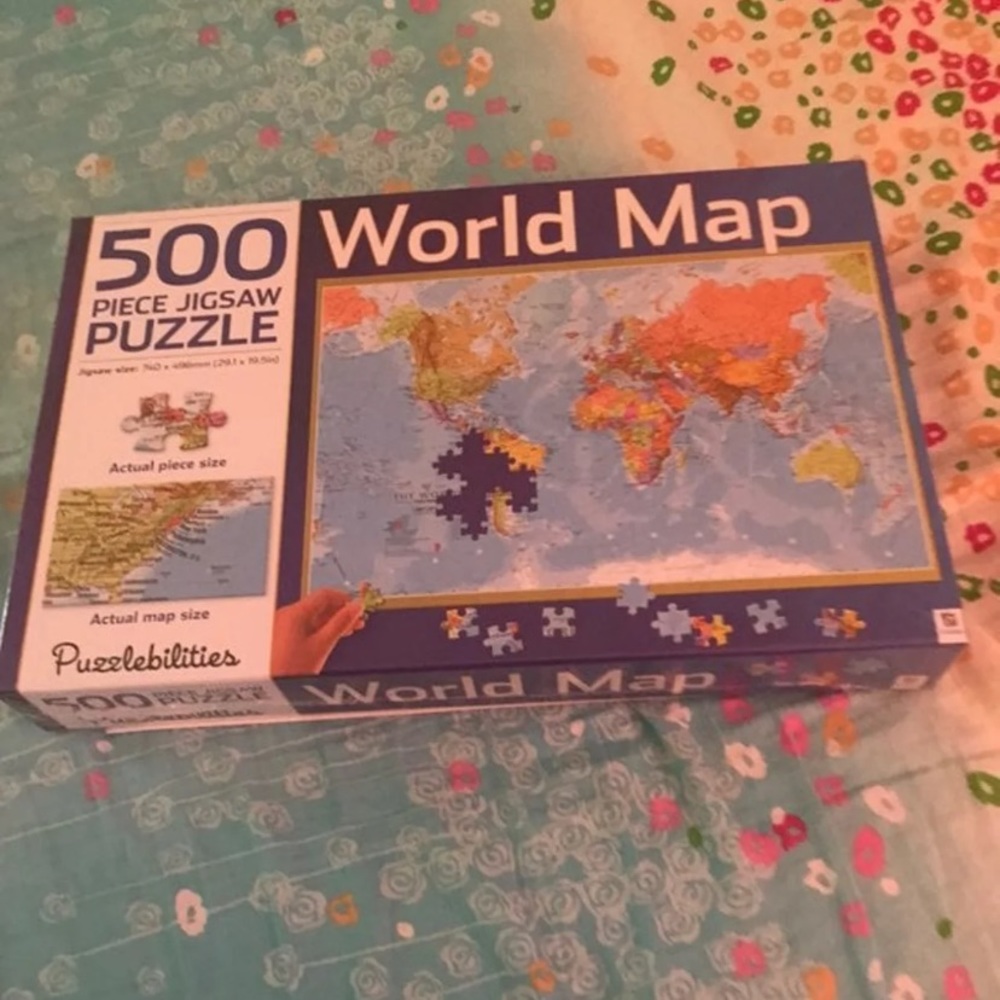 World map 500 piece jigsaw puzzle like new